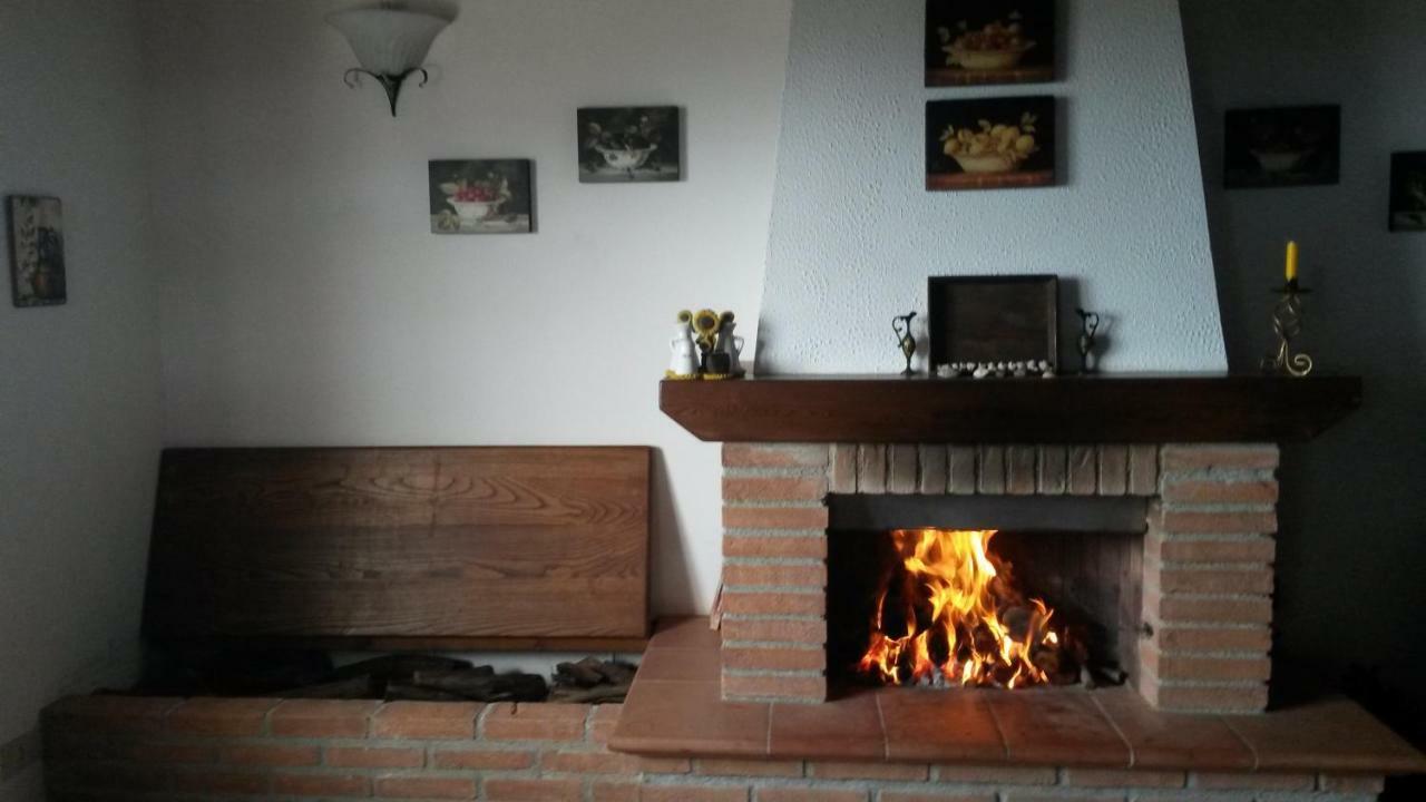 Podere Mammoleta Fattoria la Marsiliana Eksteriør billede